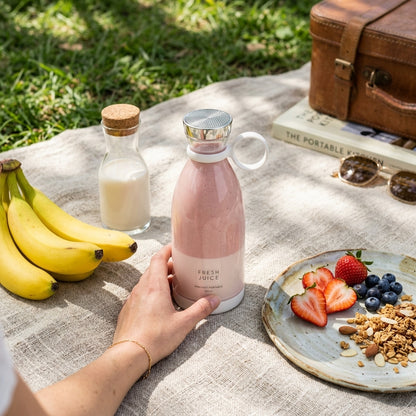 Portable  Electric 6-Blade Juicer with USB Charging